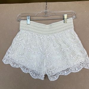 Delusive Lace Off-White Shorts with Built-In Bike Shorts Size M